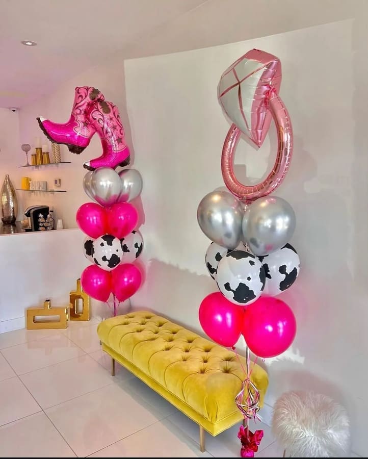Balloon bouquet by AZ Party Mart