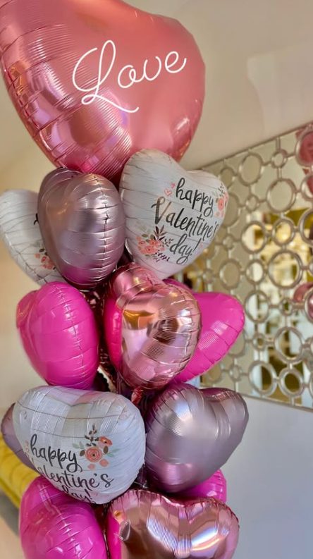 Valentine's balloon bouquet by AZ Party Mart