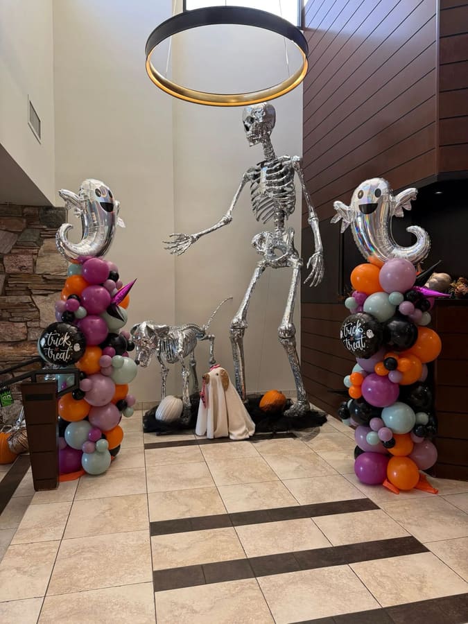Balloon column by AZ Party Mart