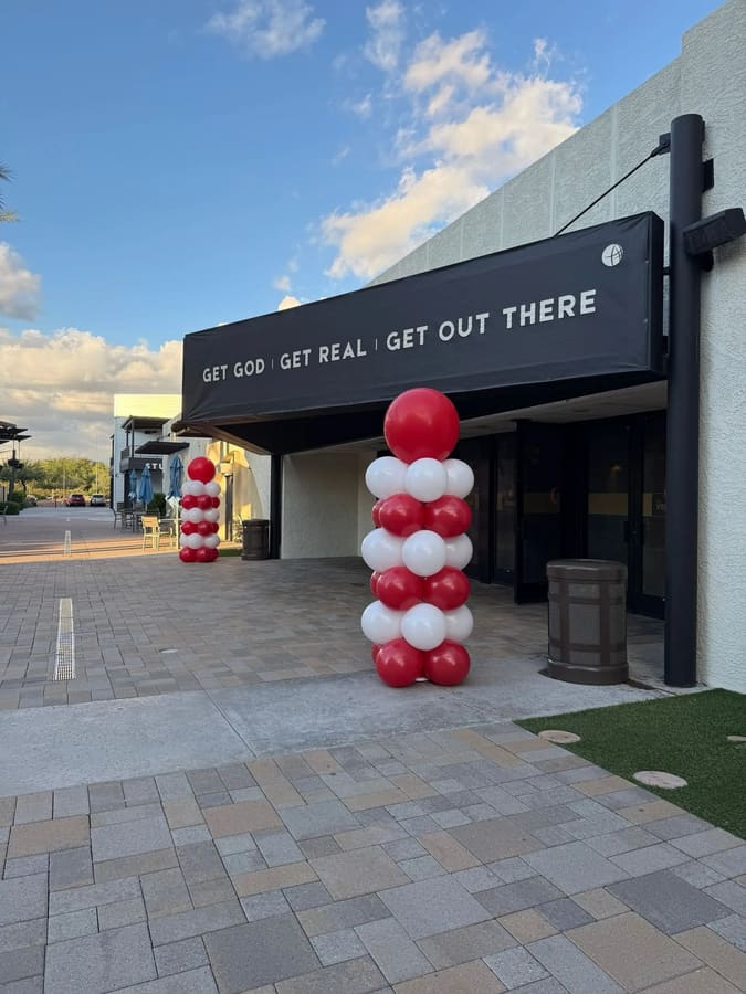 Balloon column by AZ Party Mart