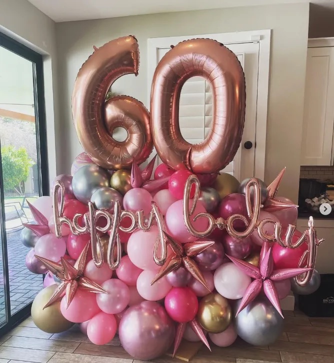 Balloon floor feature by AZ Party Mart