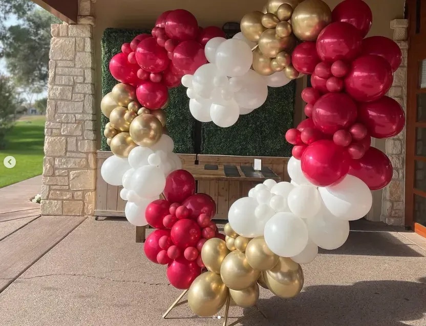 Heart balloon feature by AZ Party Mart